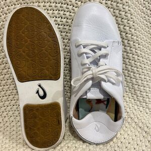 OluKai White Leather Pehuea Li’ lli Drop in Women's Sneakers